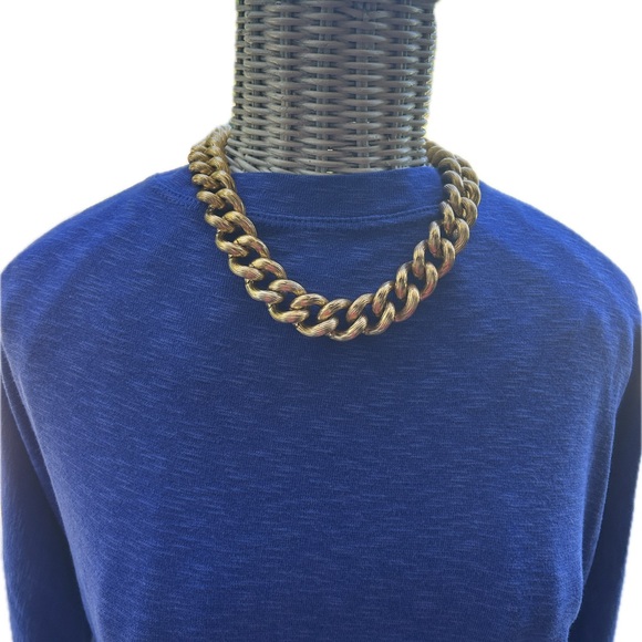 Anne Klein Chunky Gold Chain Necklace - Picture 4 of 6